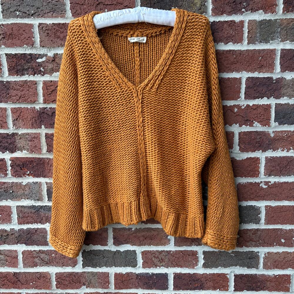 New In Chunky Knit V Neck Sweater Caramel Tan Vneck Oversized Size Large